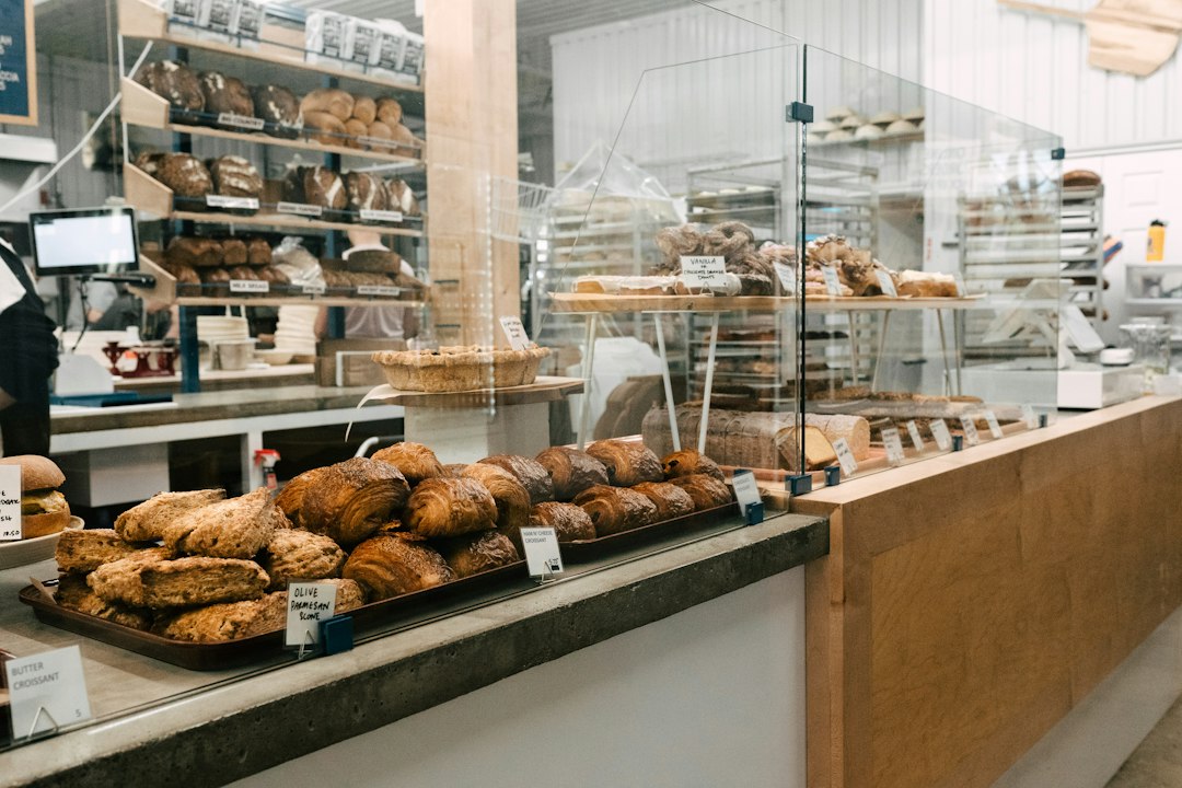 What a Great Neighborhood Bakery Website Does Differently