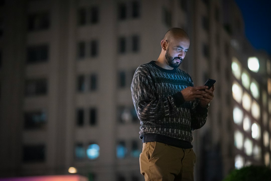 The 9 p.m. Estimate Request: How an AI Chat Assistant Catches It